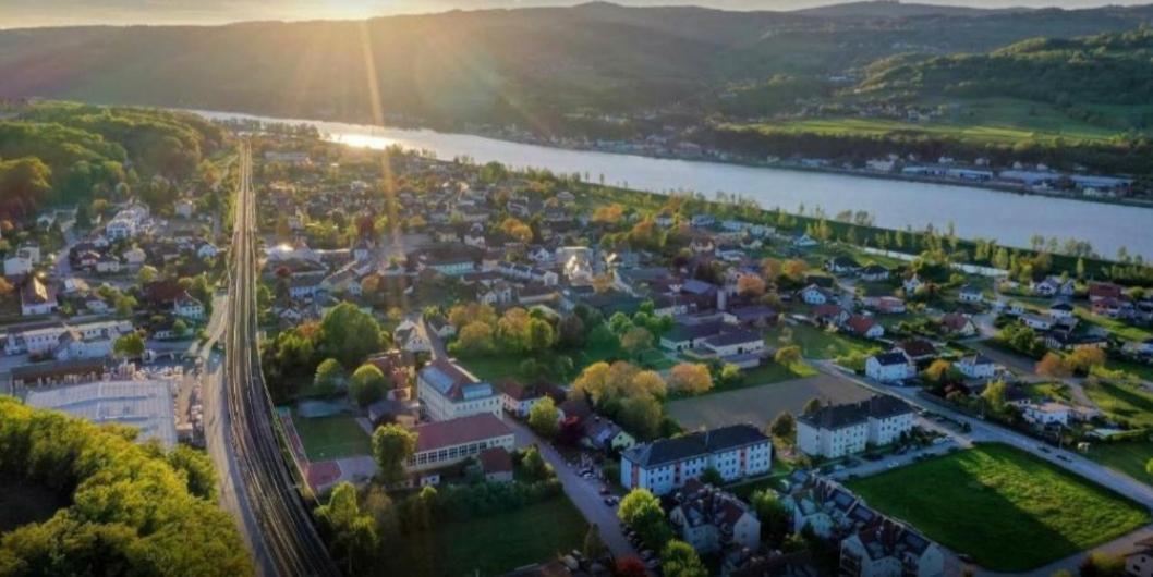 Apartment An Der Donau Krumnussbaum Εξωτερικό φωτογραφία